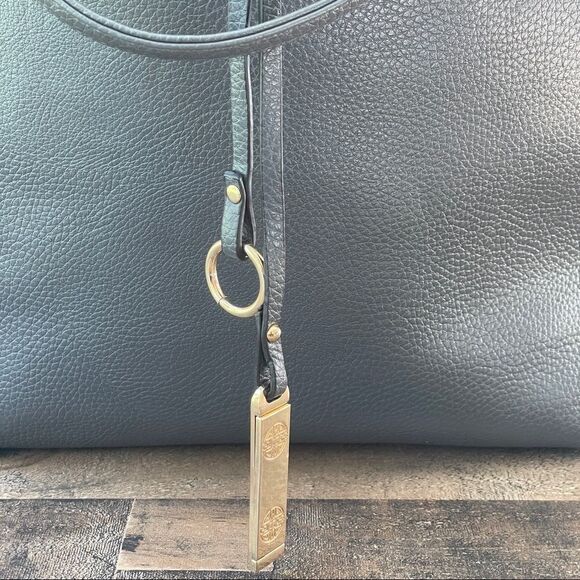 Vegan Pebbled Leather Reversible Tote Bag Cream and Grey - Picture 11 of 14